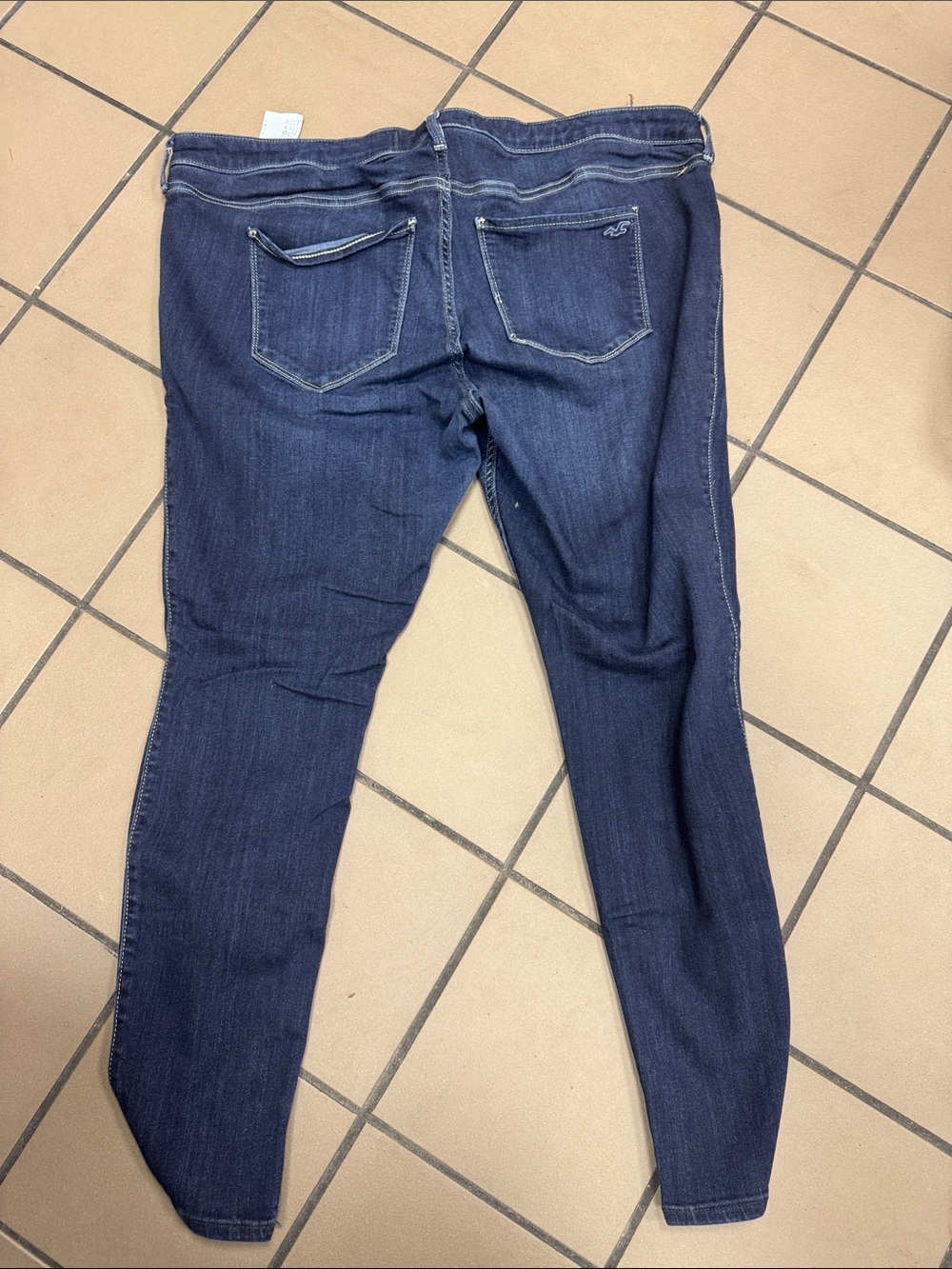 Hollister Dark Blue Ripped Skinny Jeans - Picture 2 of 3